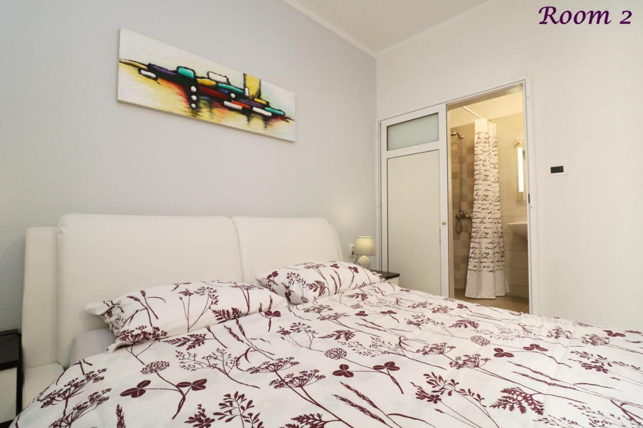 Old Town Rooms And Apartment โปเรช ภายนอก รูปภาพ